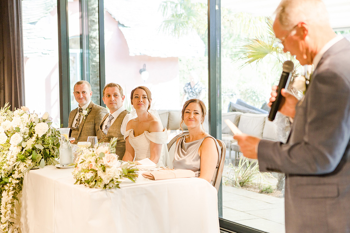 top table looking at father of the bride giving speech